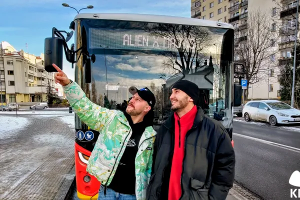 Na zdjęciu Alien i Majtis 