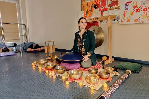 Na zdjęciu zajęcia relaksacyjne 