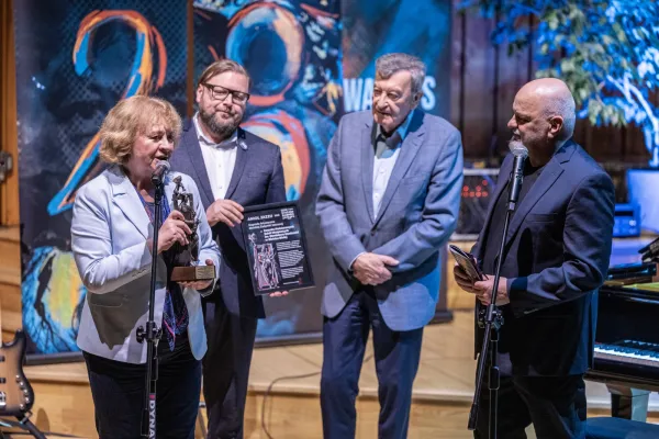 Na zdjęciu wręczenie Anioła Jazzu 
