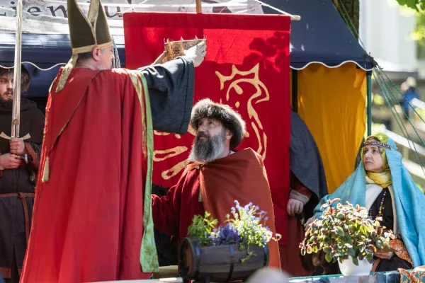Na zdjęciu fragment koronacji podczas ubiegłorocznego wydarzenia Wojownicy Światów