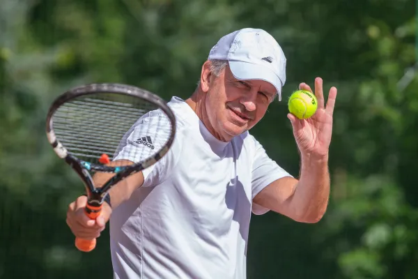 Na zdjęciu Tomasz Stockinger z rakietą