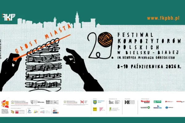 Na zdjęciu grafika przedstawiające miasto, partyturę i ręce dyrygenta