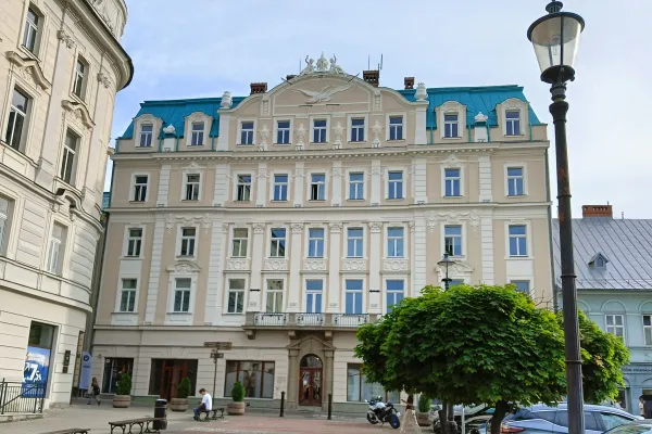 Na zdjęciu budynek Hotel pod Orłem 